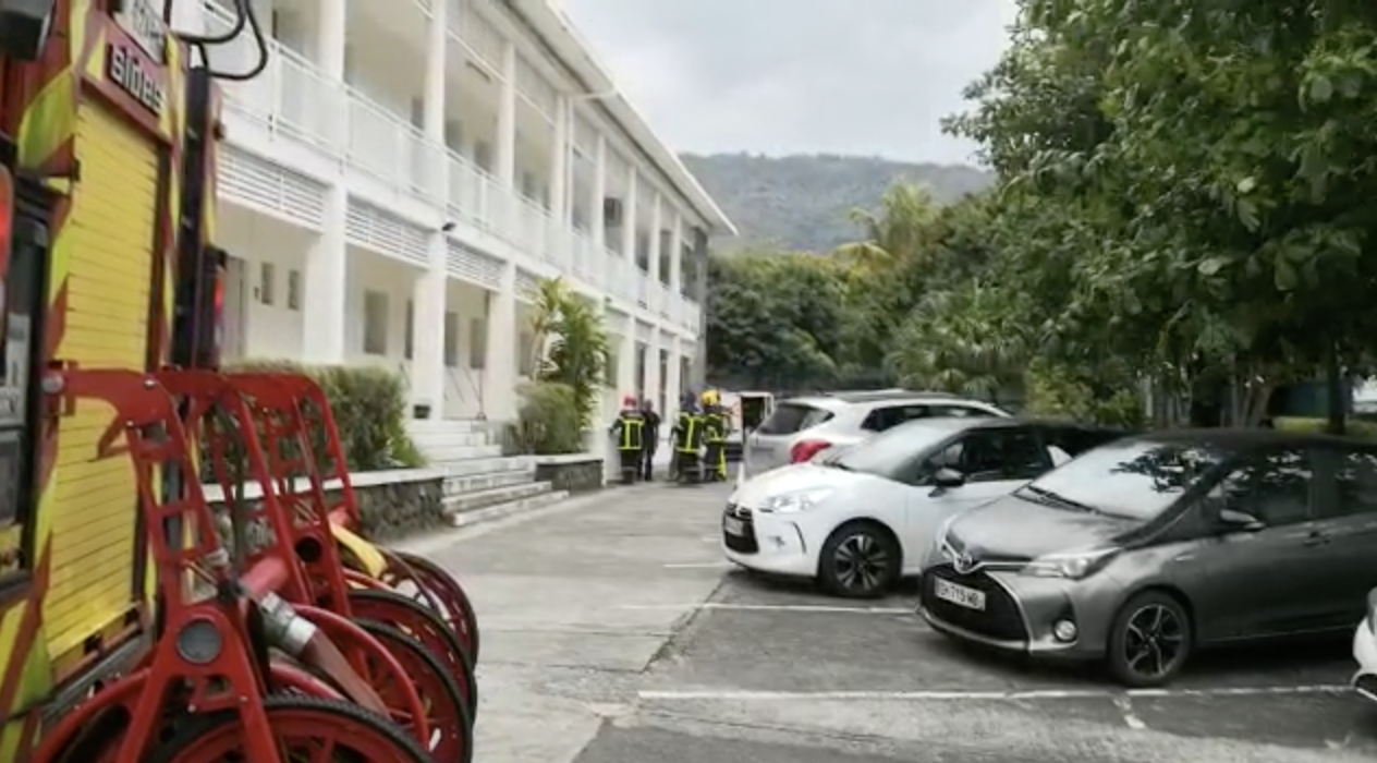 ??La cour d'assises évacuée à cause d'un début d'incendie
