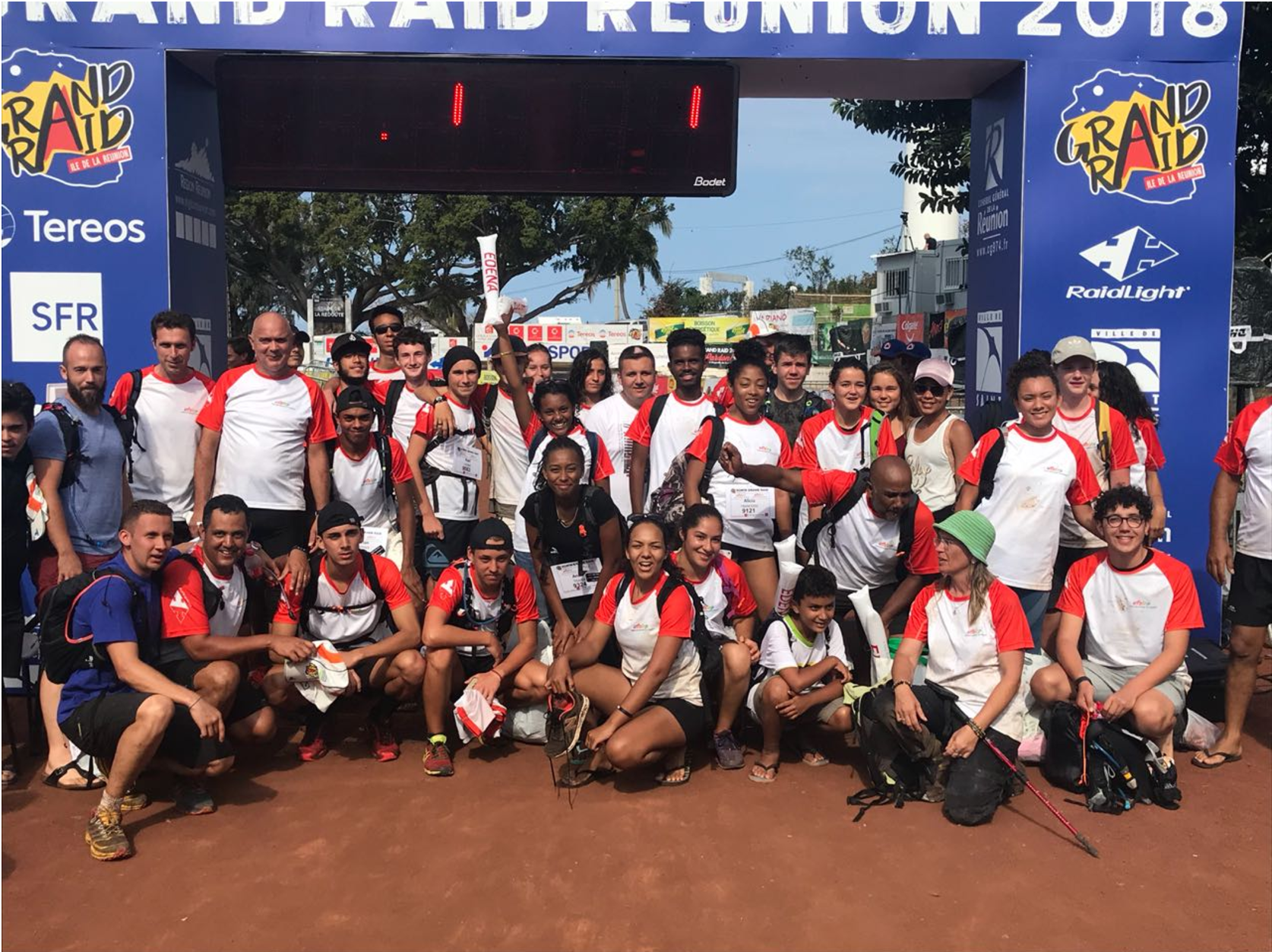 ?? Grand Raid: Jean Yves Baron est le dernier fou à franchir la ligne
