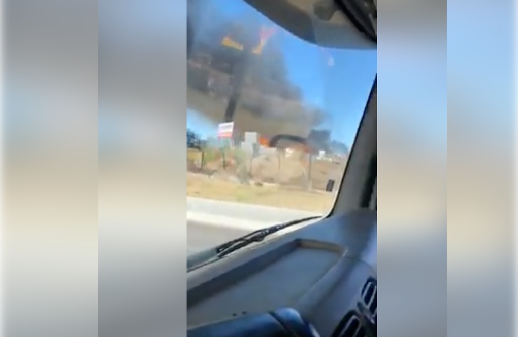 Un important incendie dans un dépôt à Cambaie