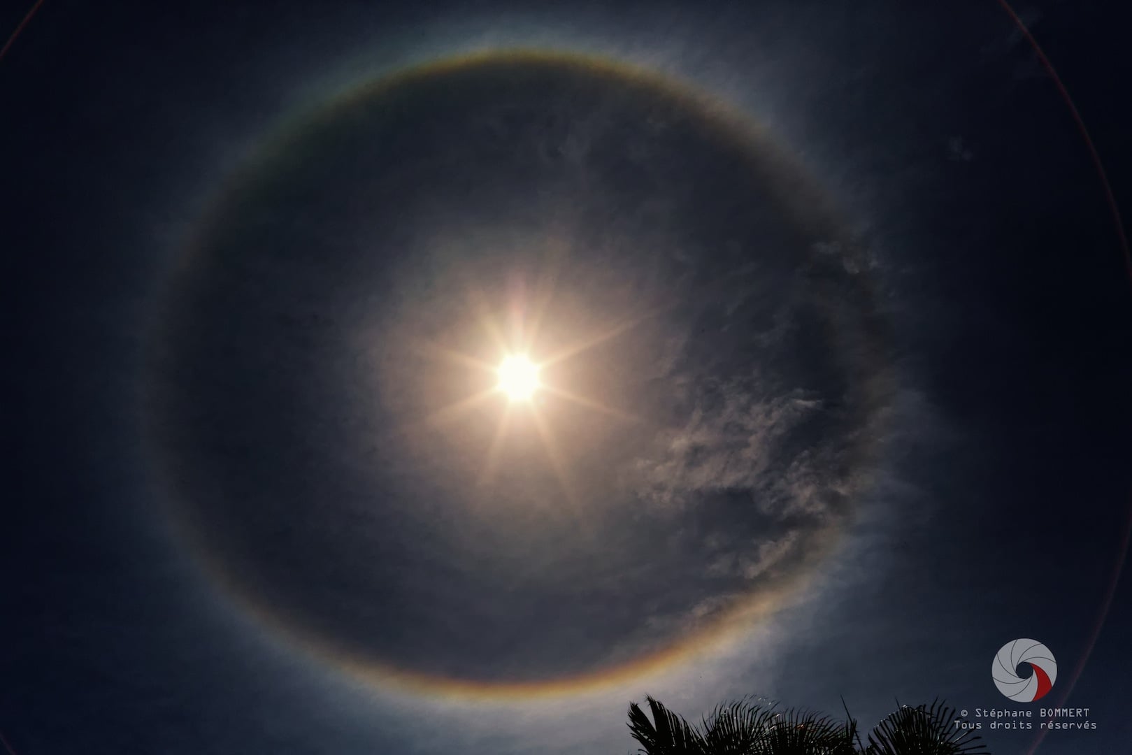 Impressionnant halo autour du soleil