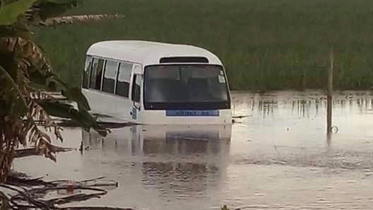 ??Maurice : D'importantes inondations après les fortes pluies