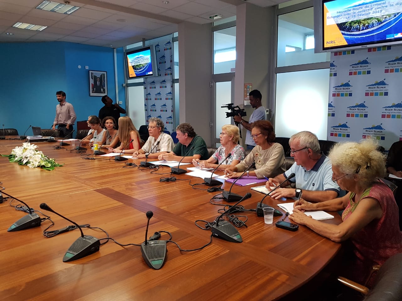 ?? LIVE Didier Robert reçoit le collectif contre la digue NRL