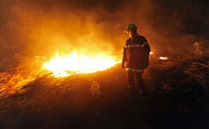 Une nuit dans l'incendie du Maïdo : Retour en images