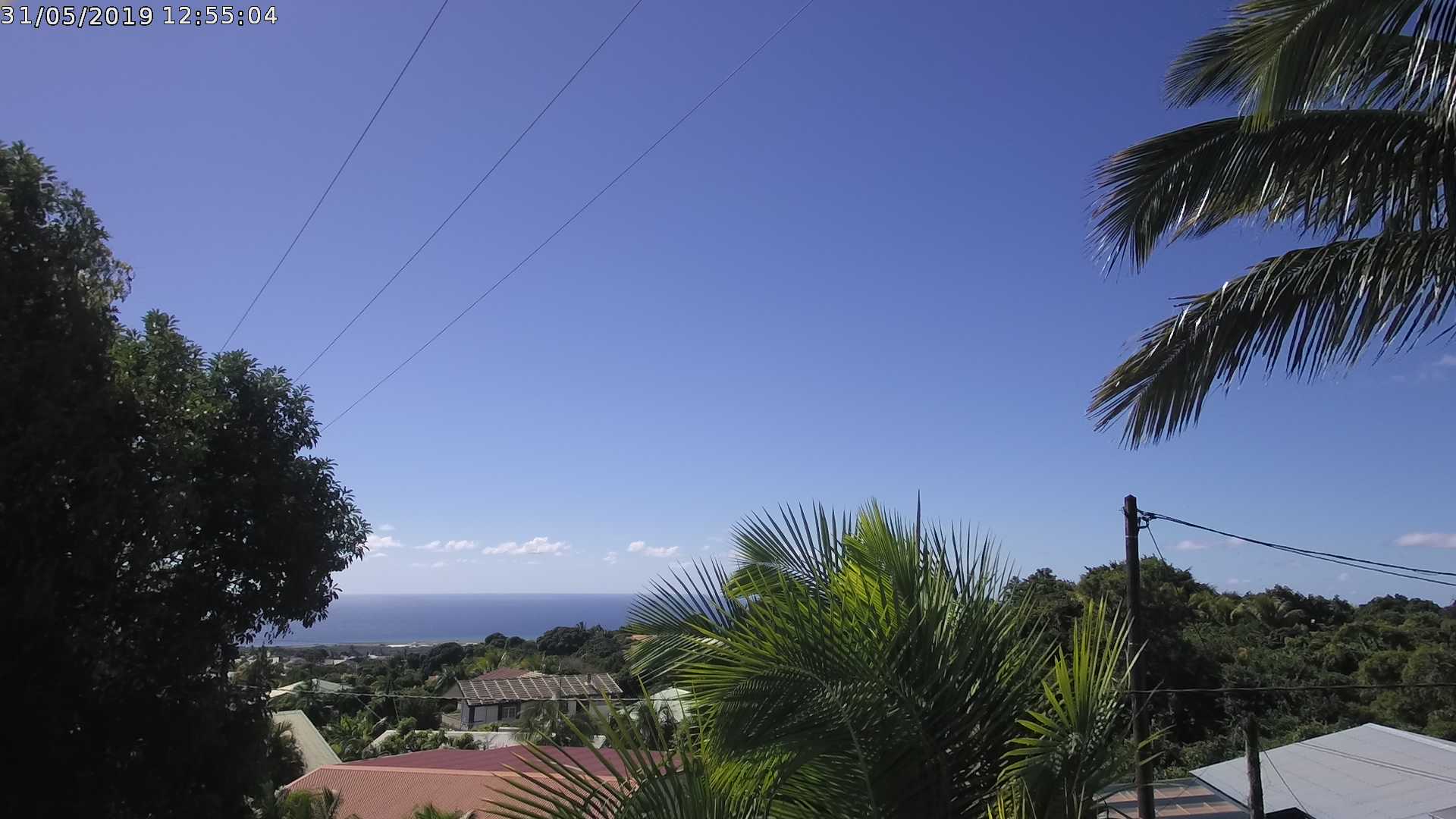 Le soleil donne cet après midi, averses temporaires possibles sur le littoral ouest et sud-ouest en fin de nuit prochaine