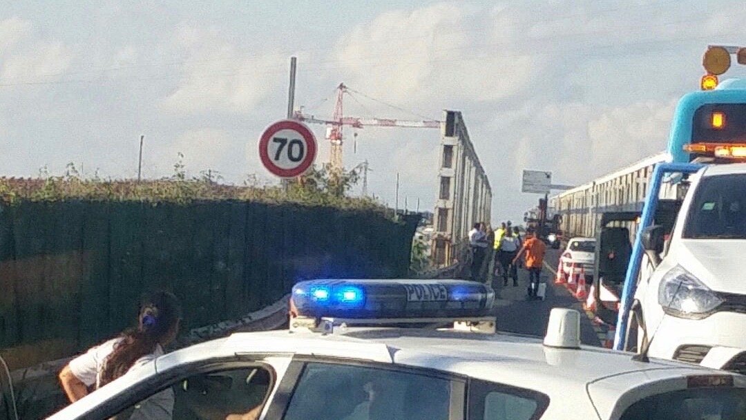 ? Rivière des Galets : 7 km de bouchon suite à un accident sur le pont