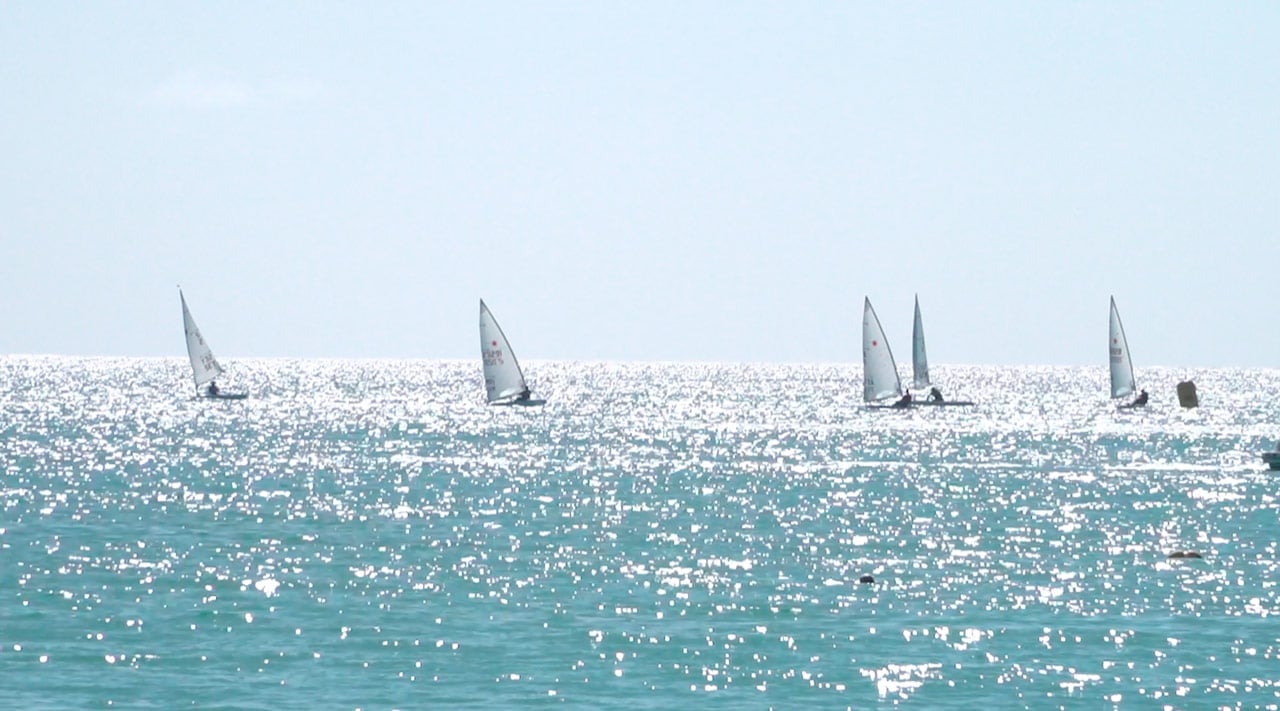 JIOI : compétitions de voile et d’haltérophilie