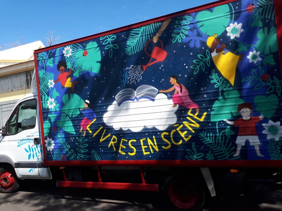 Un spectacle pour les enfants joué à Grande Fontaine