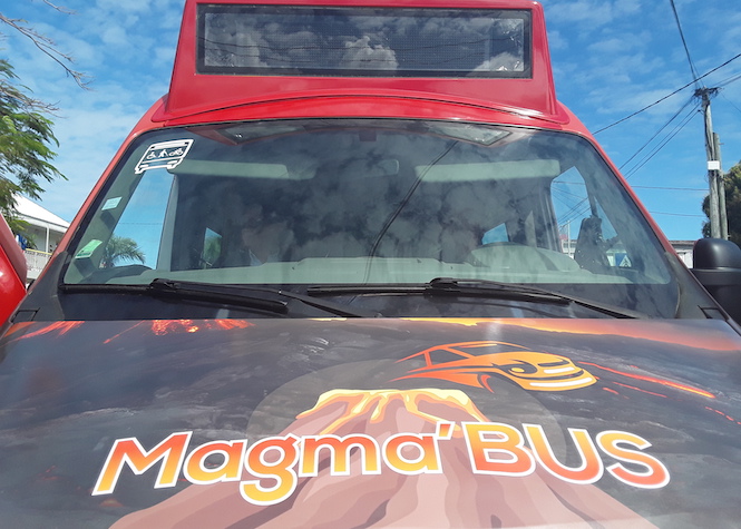 Lancement de la navette Magma'bus  à Saint-Philippe