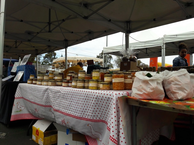 Un marché artisanal et du terroir à Petite-France