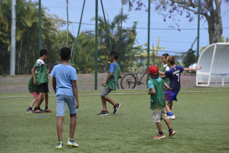 Des stages de sport pour les marmailles