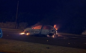 St-Pierre : De nombreux magasins vandalisés... une concession automobile incendiée
