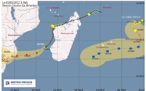 Météo : La dépression tropicale située à 1015 km de nos côtes
