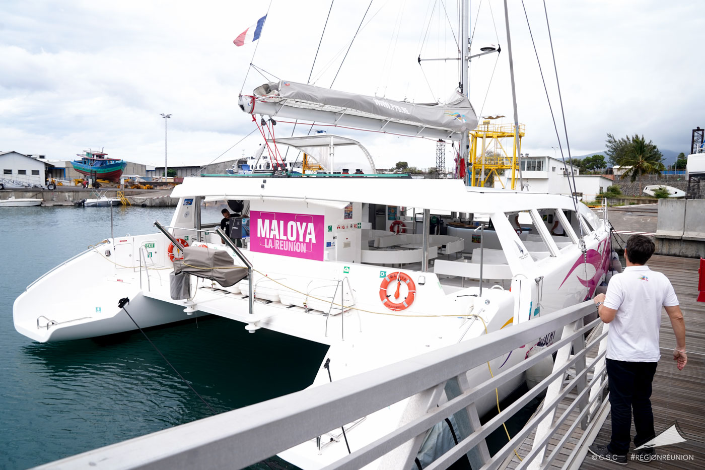Visite de la NRL depuis la mer