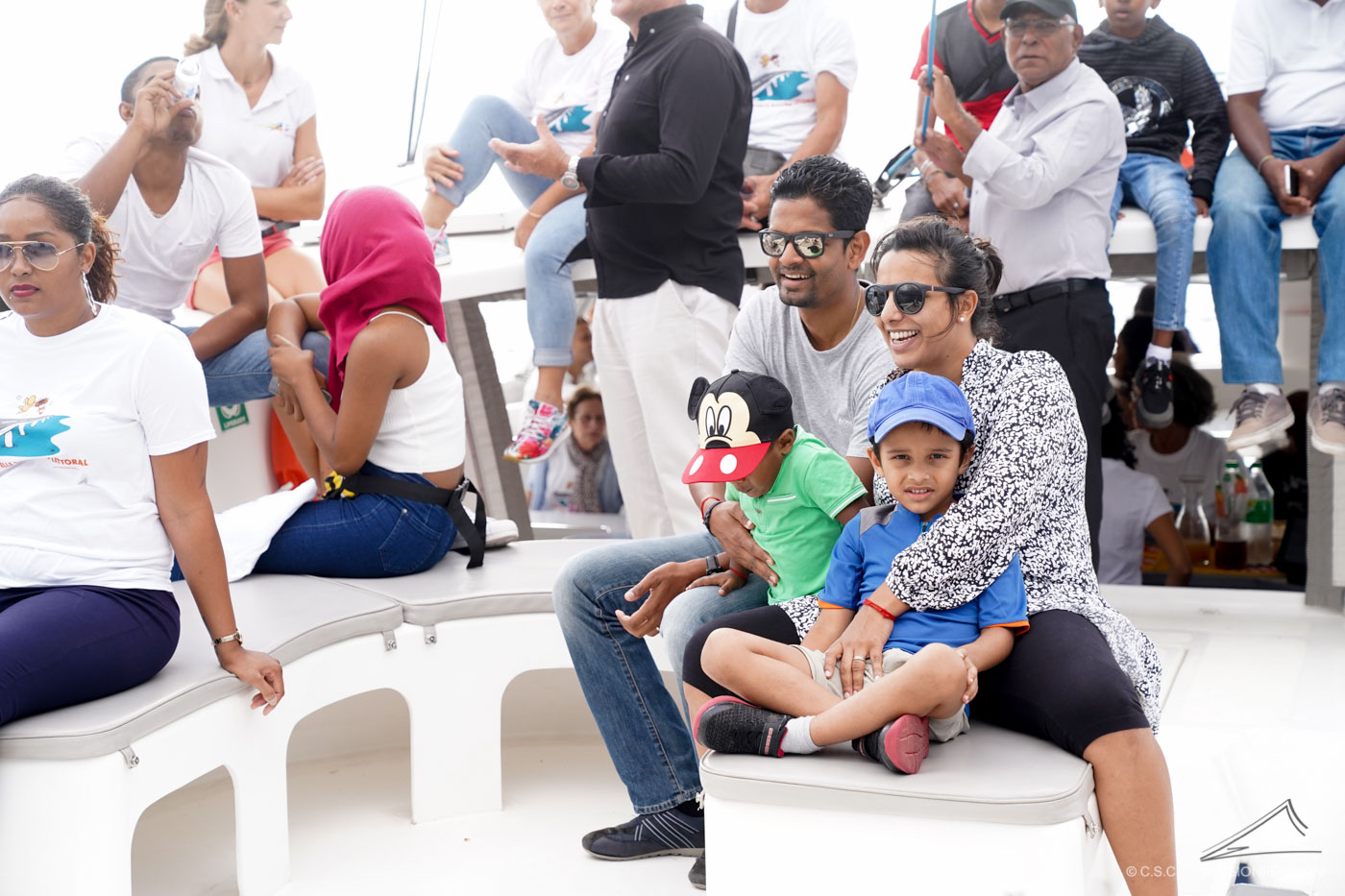 NRL : visite depuis la mer - Retour en images