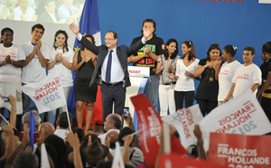 St-Joseph : Les images de l'ultime meeting de François Hollande