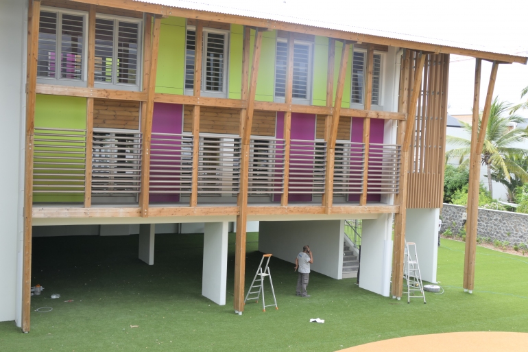 Les élèves découvrent leur future école rue Pothier
