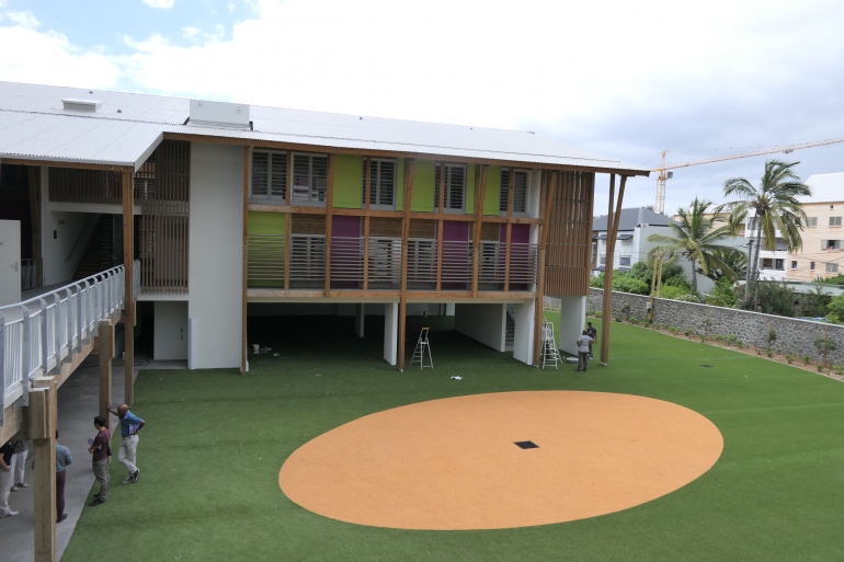 Les élèves découvrent leur future école rue Pothier