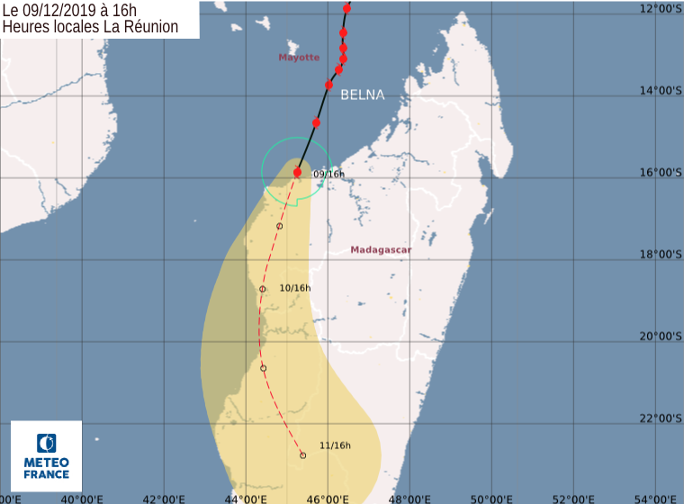 Le cyclone tropical BELNA touche terre près de Soalala/Mada avec des rafales de 190km/h et des pluies torrentielles