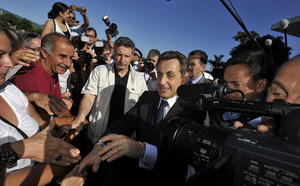 Retour en images sur la journée express de Nicolas Sarkozy à la Réunion