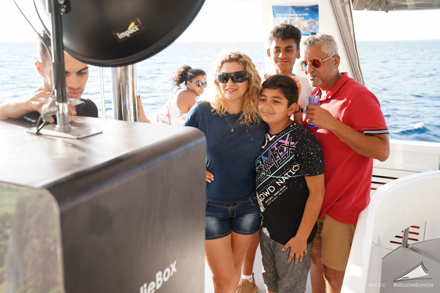 NRL : visite depuis la mer - Retour en images