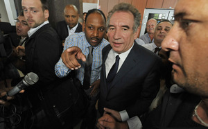 Retour en images sur l'arrivée de François Bayrou