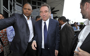 Retour en images sur l'arrivée de François Bayrou
