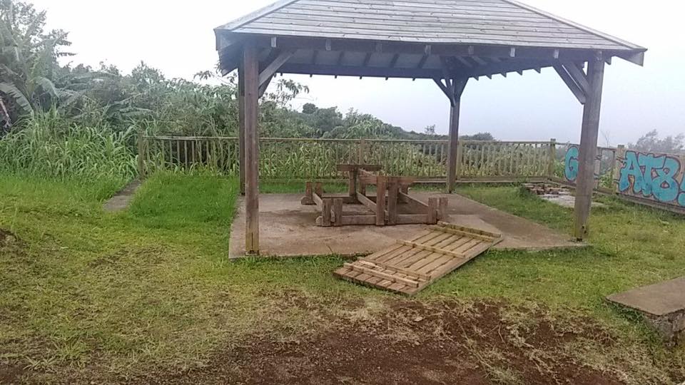 L'aire de pique-nique du Domaine du relais vandalisée