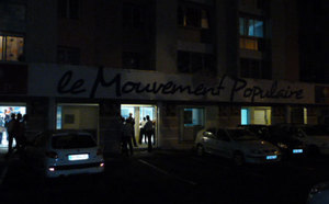 Ambiance morose à la permanence UMP