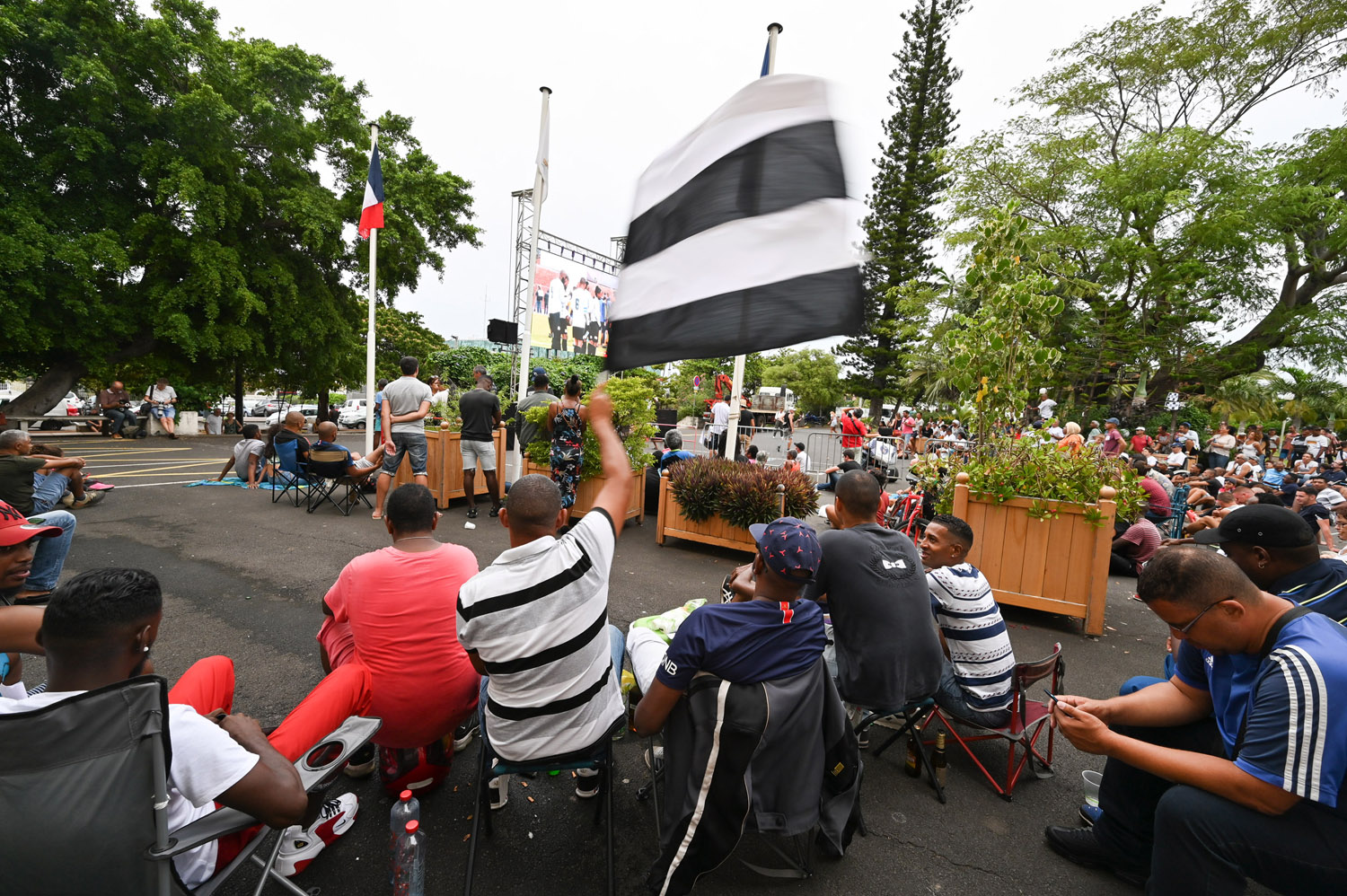 [RETOUR IMAGES] La fan zone de St-Pierre a vibré pour ses Cigognes !