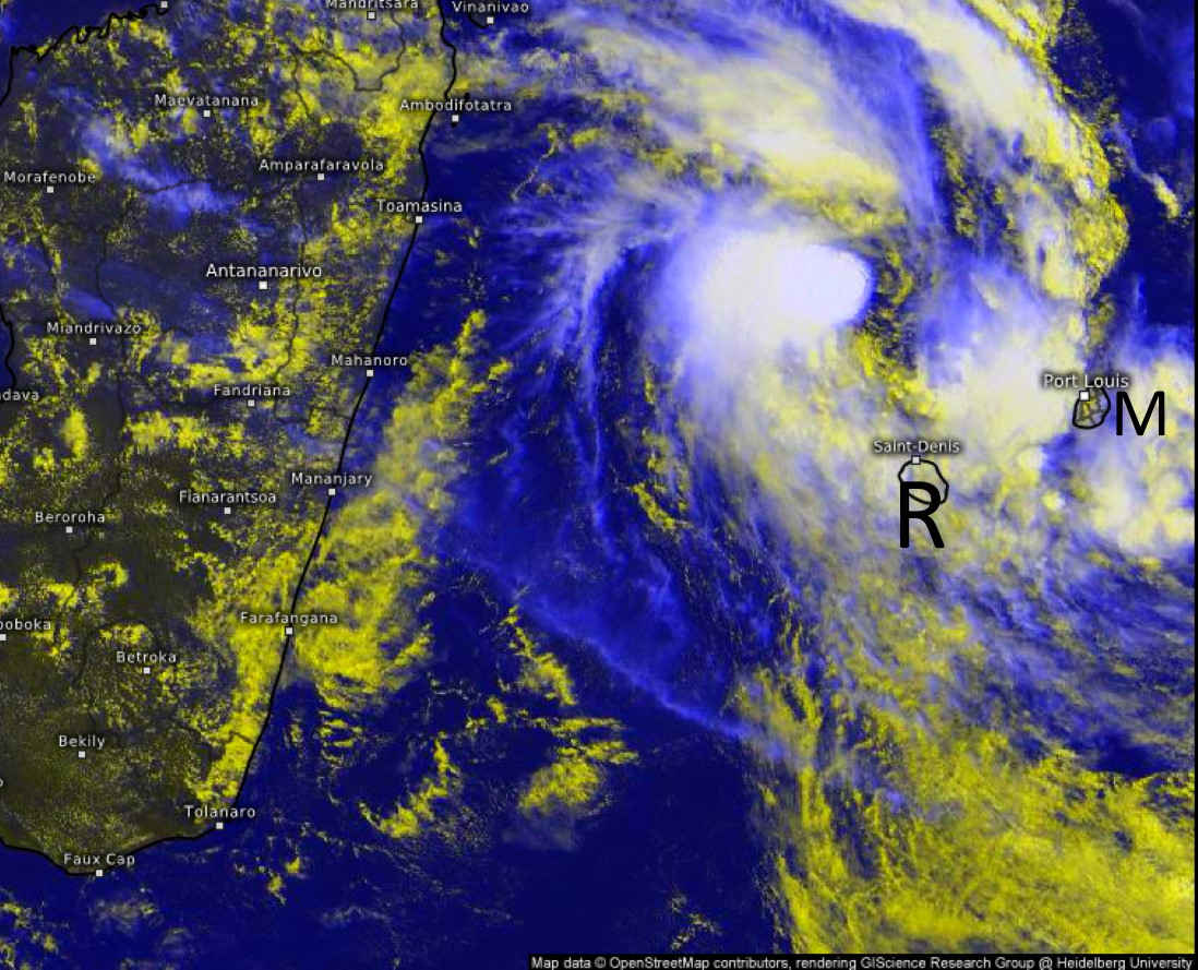 Météo live 15H animation Météosat HD: la convection s'intensifie à nouveau près du centre de la dépression