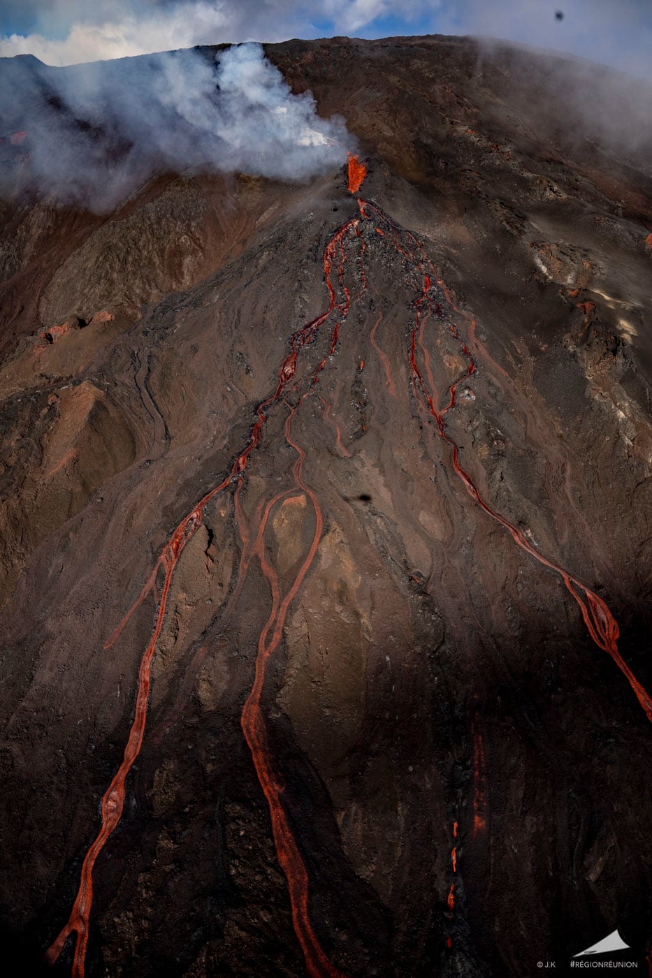 Le Piton de la Fournaise - 1ère éruption de l’année 2020