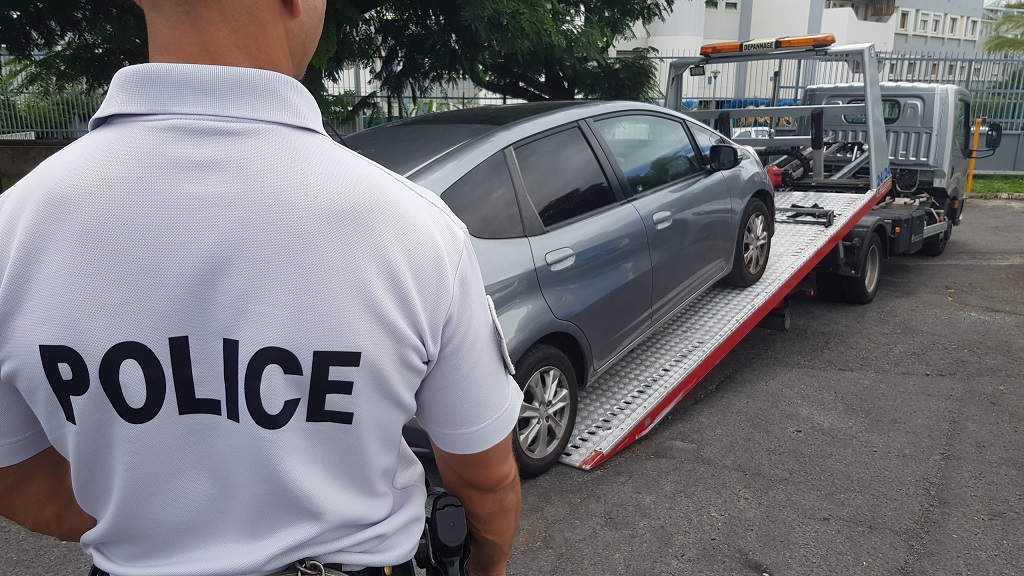 Excès de vitesse, alcoolémie positive et sans permis: La totale pour cet automobiliste arrêté à St-Denis
