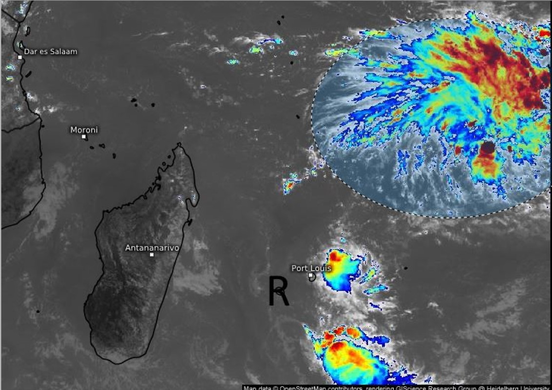 [Météo France] : Forte probabilité d'une tempête tropicale dans les prochaines 48heures sur le Sud Ouest Indien