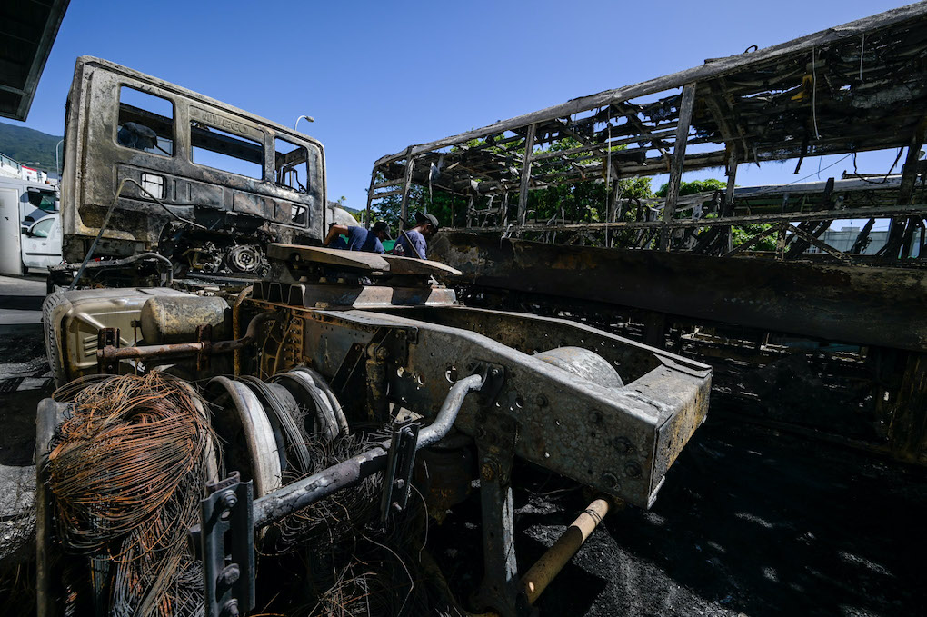 [PHOTOS/VIDEO] Incendie dans la Zac Foucherolles: 
