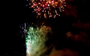 Le feu d'artifice du front de mer de Saint-Pierre en photos
