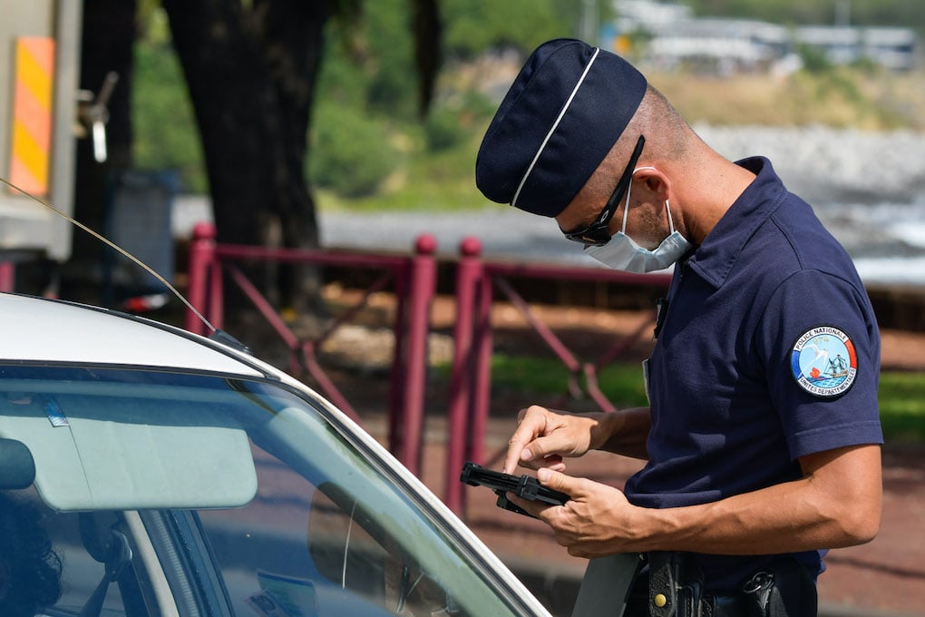 [Photos] Confinement: Opération de contrôle de police au Barachois 