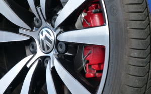 VW Coccinelle Sport, elle a du faire de la musculation...