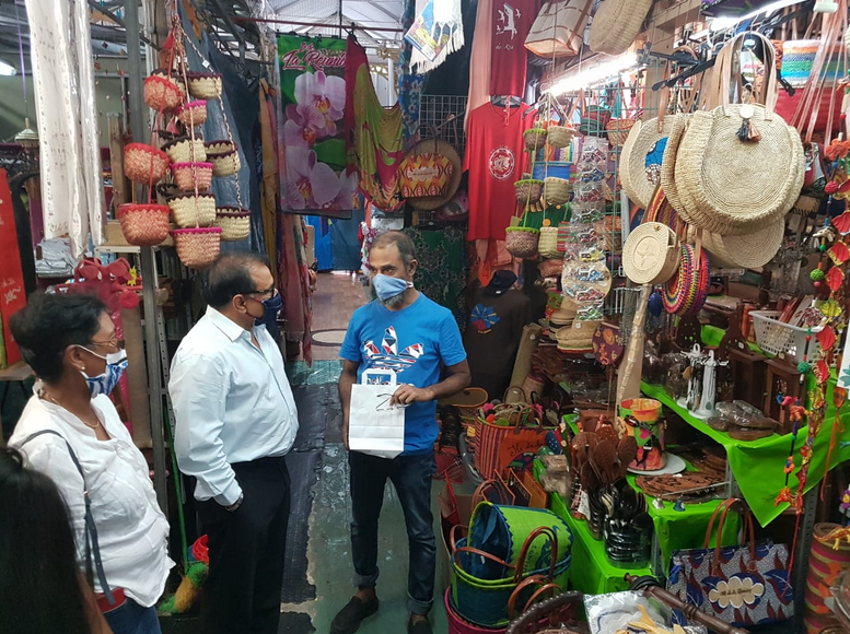 CCI: Distribution de masques aux commerçants de Saint-Denis