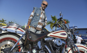 Les bikers péi sortent les vieux bolides