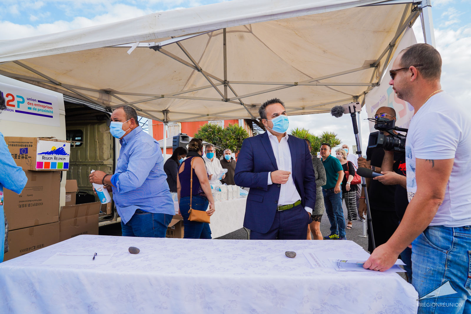 Retour en images : Remise des masques de protection aux entreprises de proximité