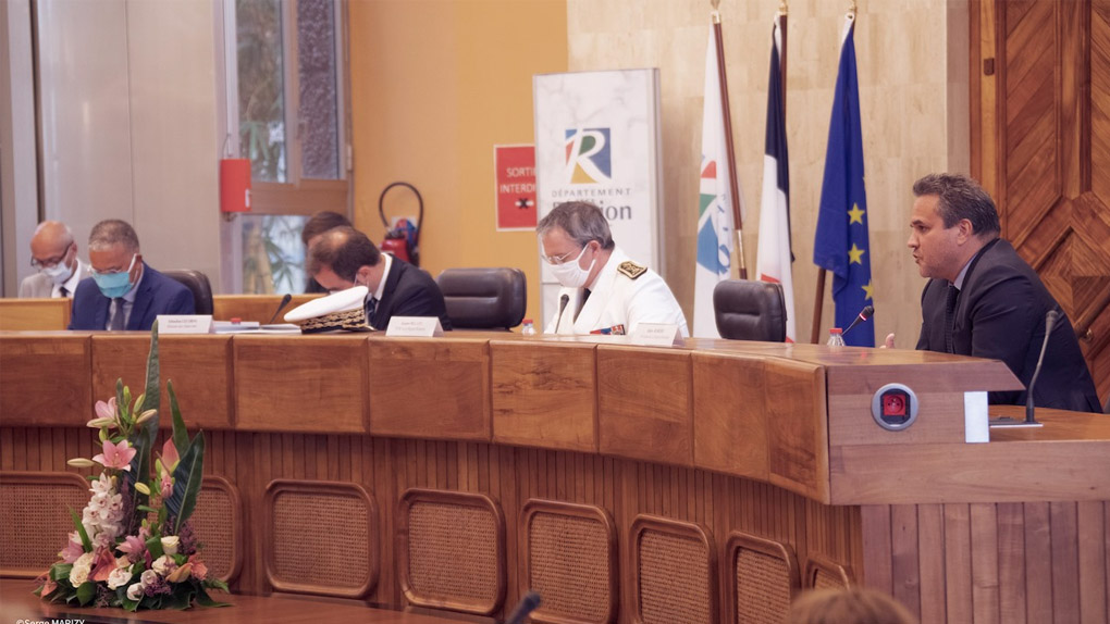 Photos - Gestion de la crise sanitaire : Les maires de La Réunion rencontrent Sébastien Lecornu