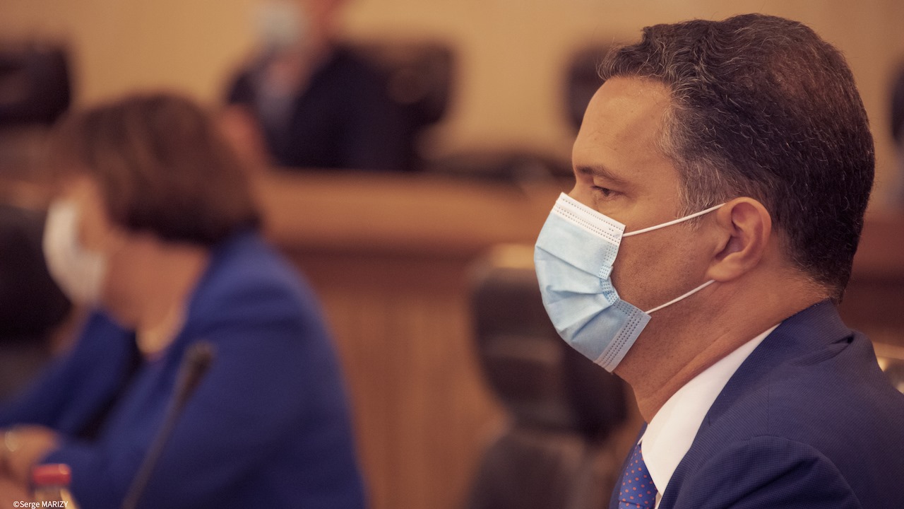 Photos - Gestion de la crise sanitaire : Les maires de La Réunion rencontrent Sébastien Lecornu