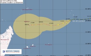 Une perturbation tropicale à 2045 km des côtes réunionnaises