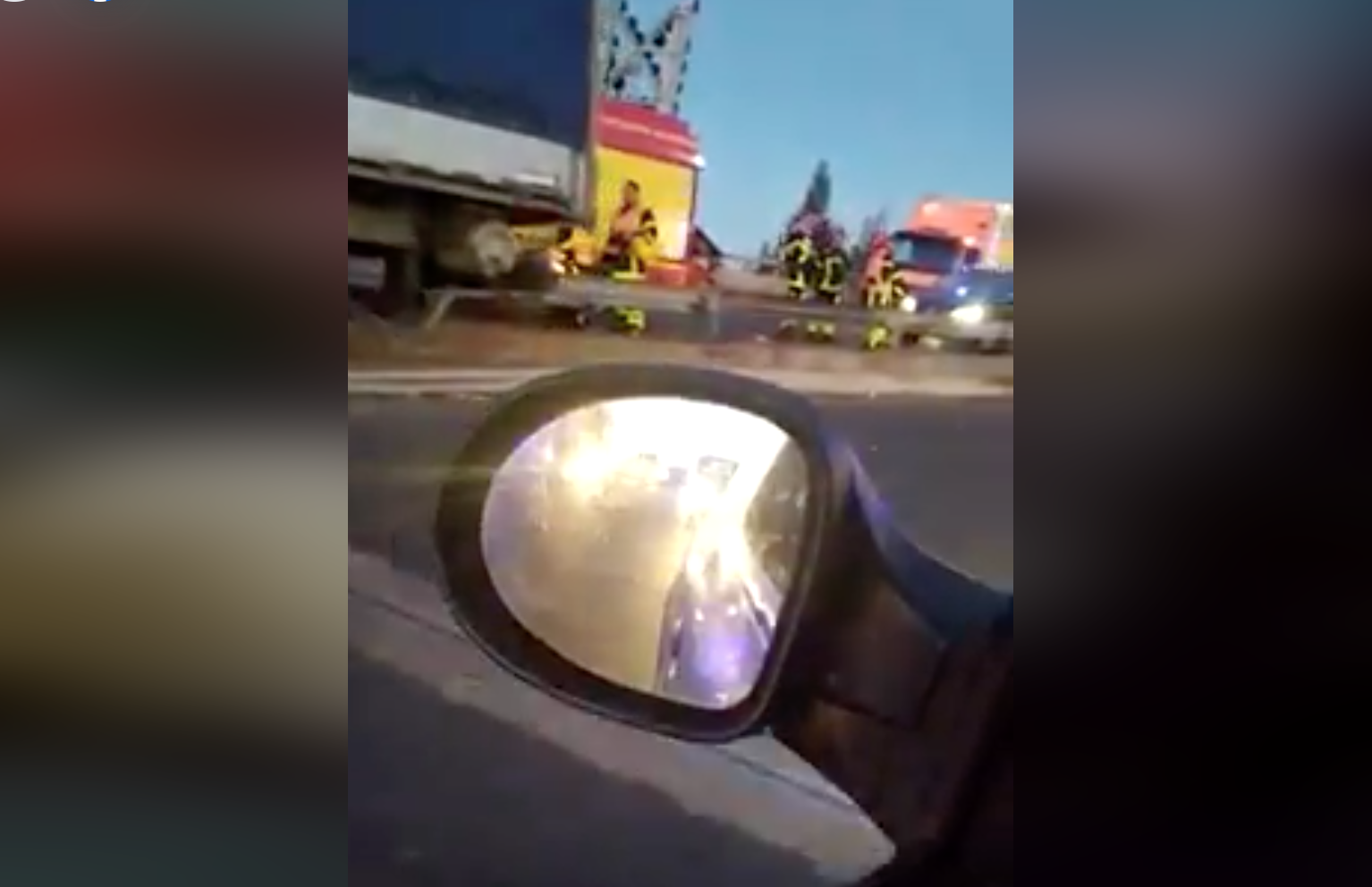 Accident à St-Louis : Un poids lourd encastré dans la glissière centrale