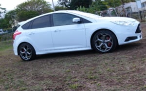 Ford Focus ST, pas très raisonnable tout cela…
