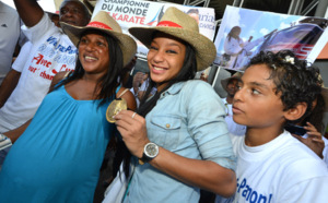 Retour en images sur l'arrivée triomphale de Lucie Ignace