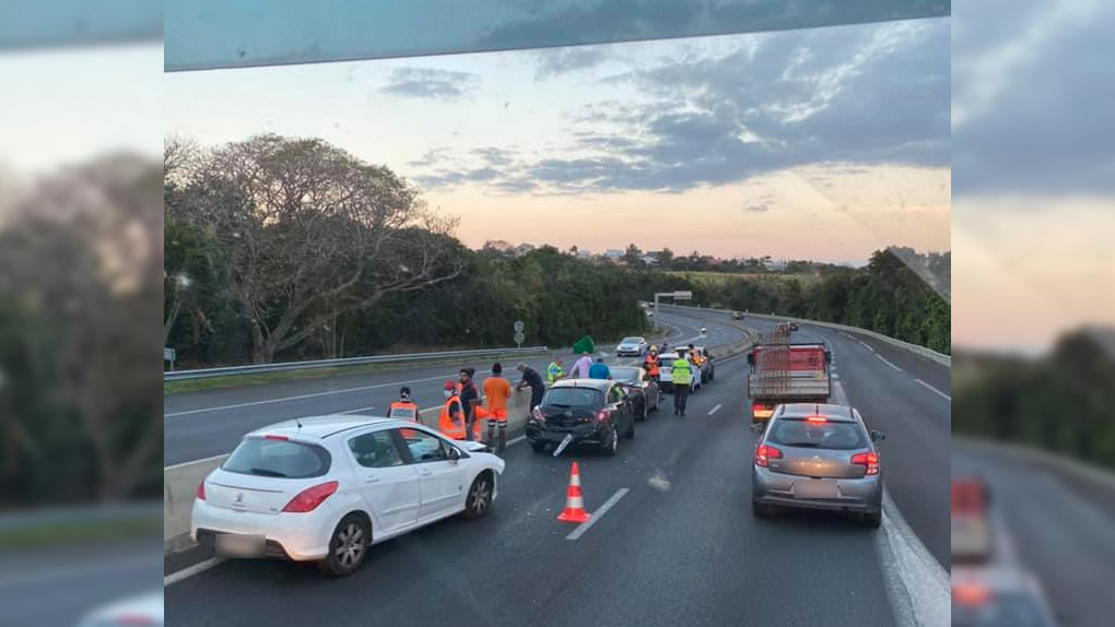 Plus de 10 km de bouchons depuis l'Est en direction du Nord