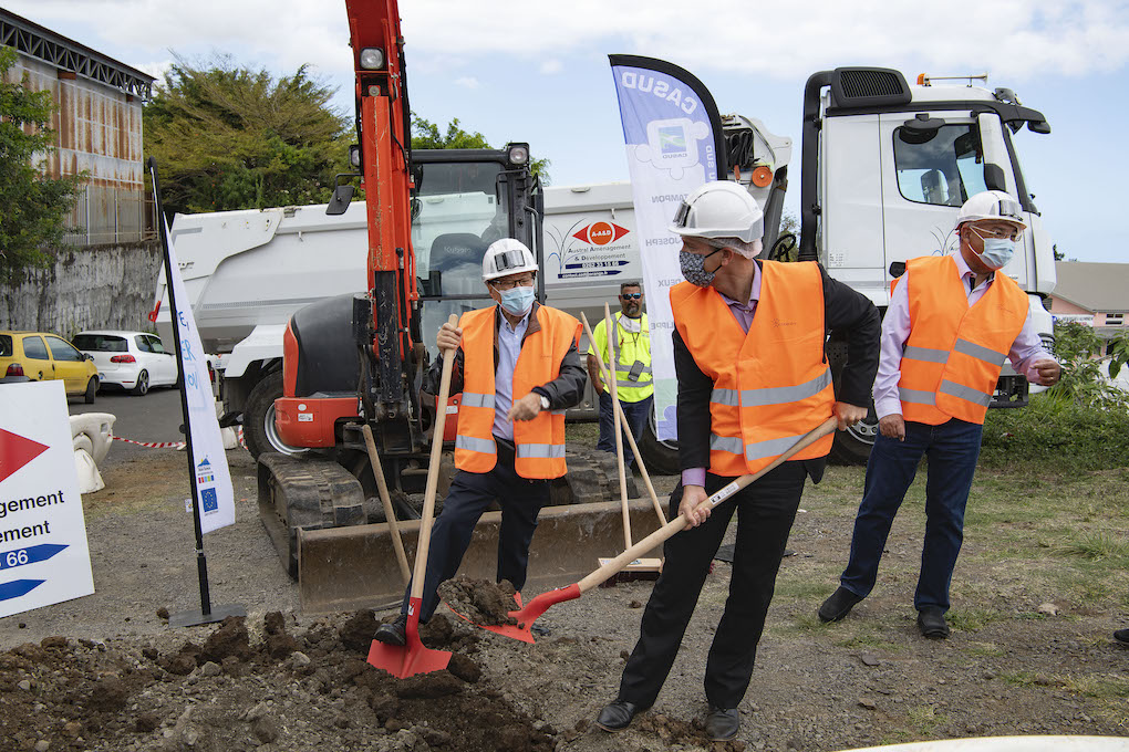 1er coup de pelle: lancement des travaux de modernisation de la ZAE de Trois-Mares
