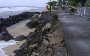 Un autre pan du mur des Roches noires s'effondre
