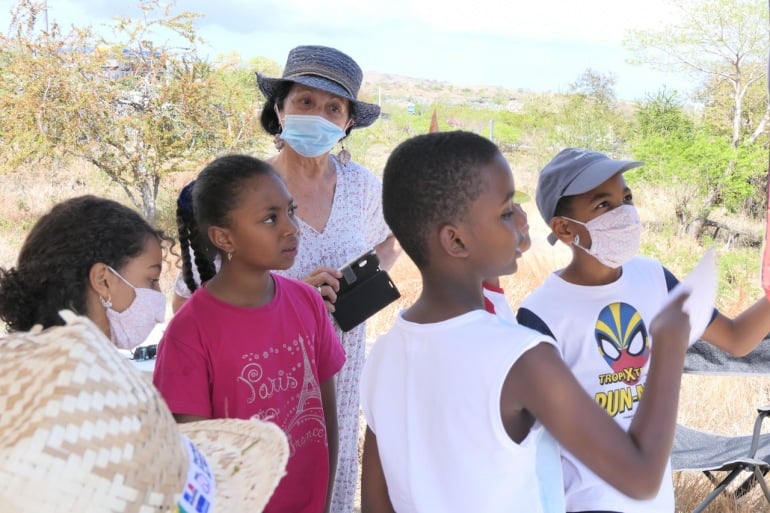 Restitution du « Livre de la Savane » à Plateau Caillou